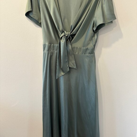 Baltic Born Poppy Satin Midi Dress Sage Green Size Medium - Picture 1 of 5